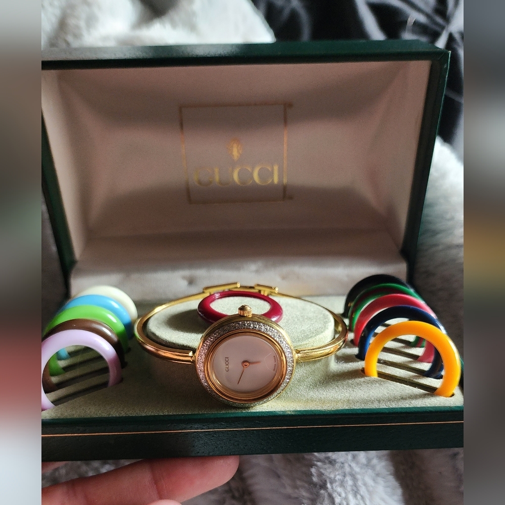 Vintage Gucci Changeable Bezel Watch